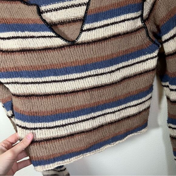 ✨ BDG Urban Outfitters Striped Notch Neck Crop Top Sweater Brown - Picture 8 of 14